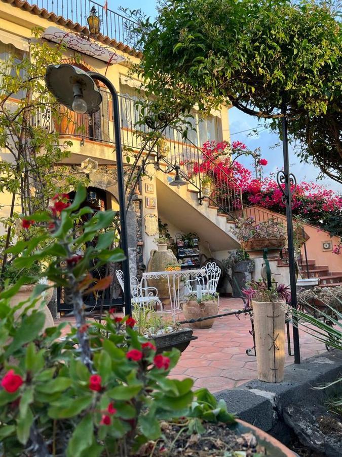 타오르미나 La Capanna Di Giuseppe E Maria B&B 외부 사진