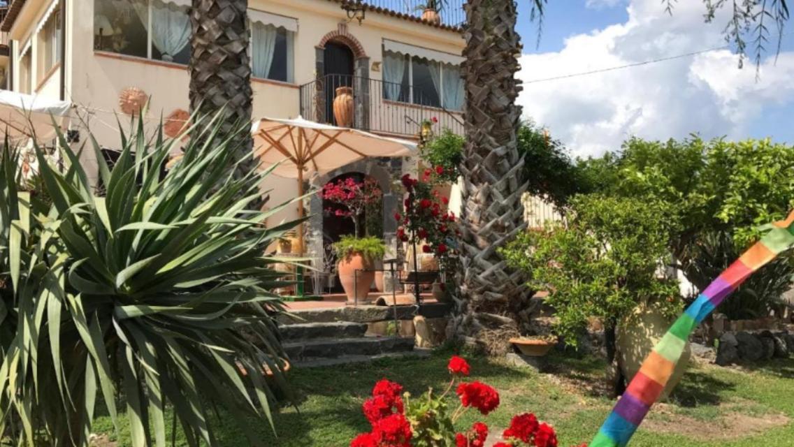 타오르미나 La Capanna Di Giuseppe E Maria B&B 외부 사진